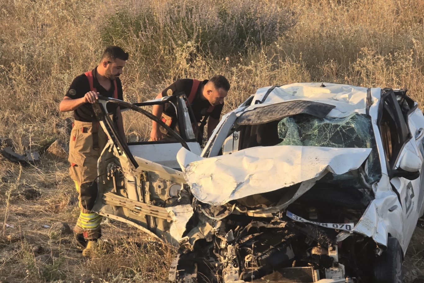Cizre'de trafik kazası: 1 Ölü, 2 Yaralı