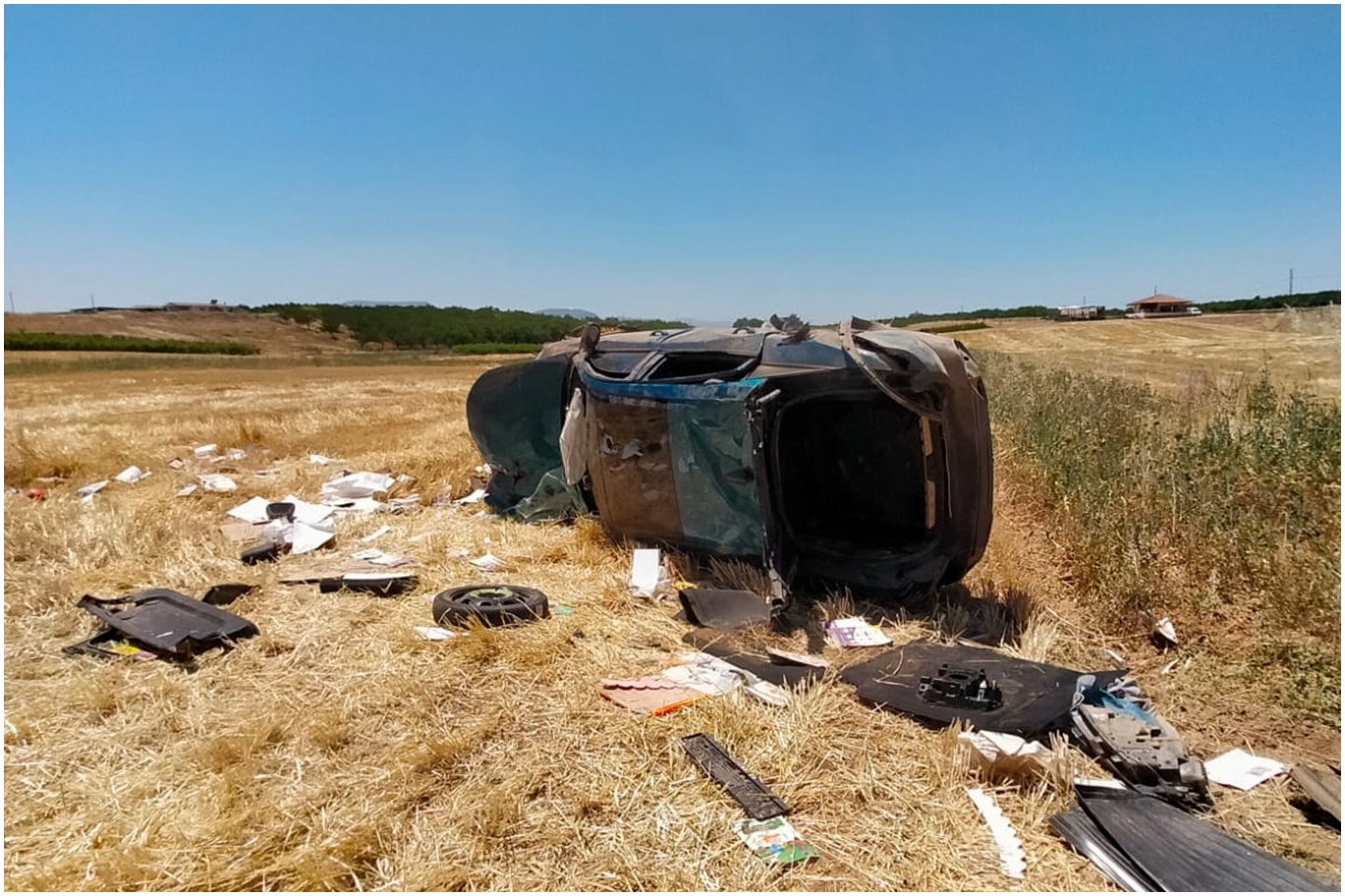 Takla atan otomobilin sürücüsü ağır yaralandı