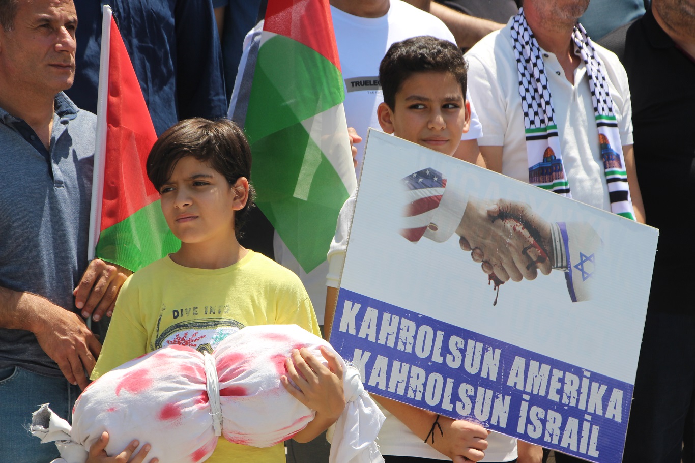 Gazze'de 1000'inci gün soykırıma karşı Mardin'de basın açıklaması düzenlendi