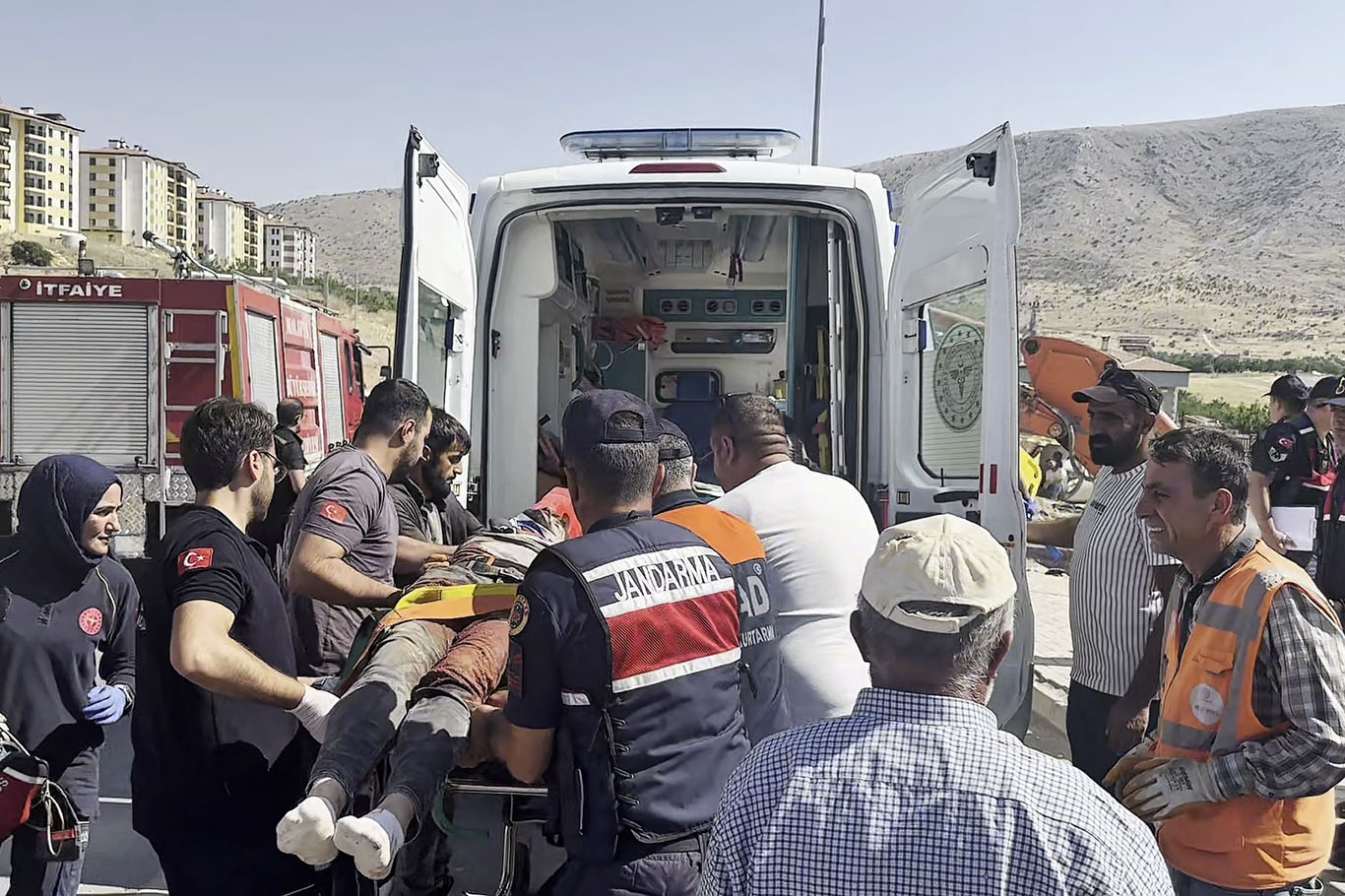 Malatya'da yol çalışması sırasında göçük: 2 ölü