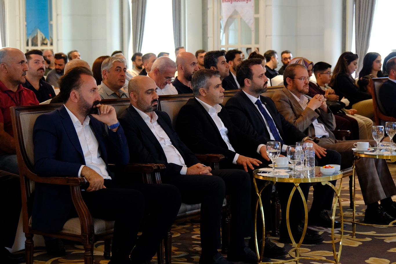 Sağlık-Sen Van Şubesi Genel Kurulu tamamlandı: Abdulcelil Aslan yeni başkan seçildi