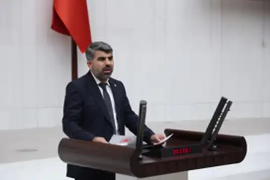 HÜDA PAR Milletvekili Dinç'ten DEM Parti'nin 'Her Okula Bir Mescit' hazımsızlığına tepki