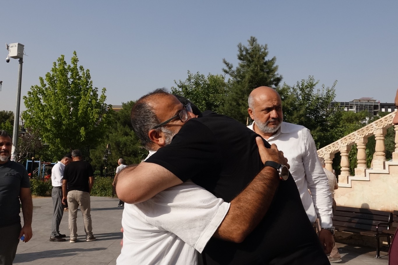 Milletvekili Ramanlı, Mardin'de vefat edenlerin ailelerine taziye ziyaretinde bulundu