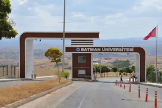 Batman Üniversitesinin 2026 YKS kontenjanı 2 bin 737'ye yükseldi