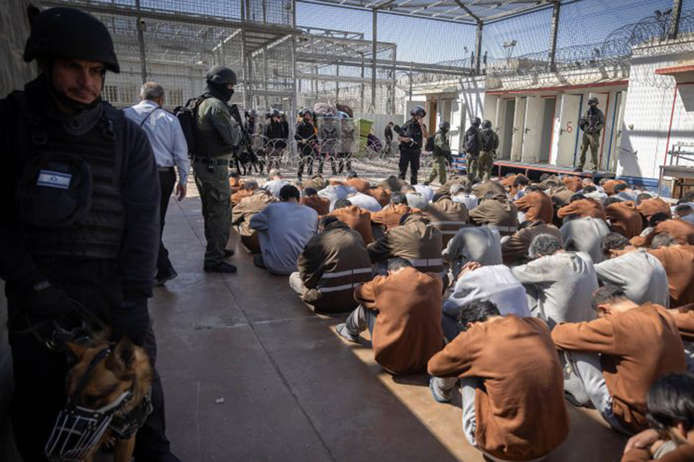 Palestinian rights group raises alarm over escalating medical meglect in Israeli prisons