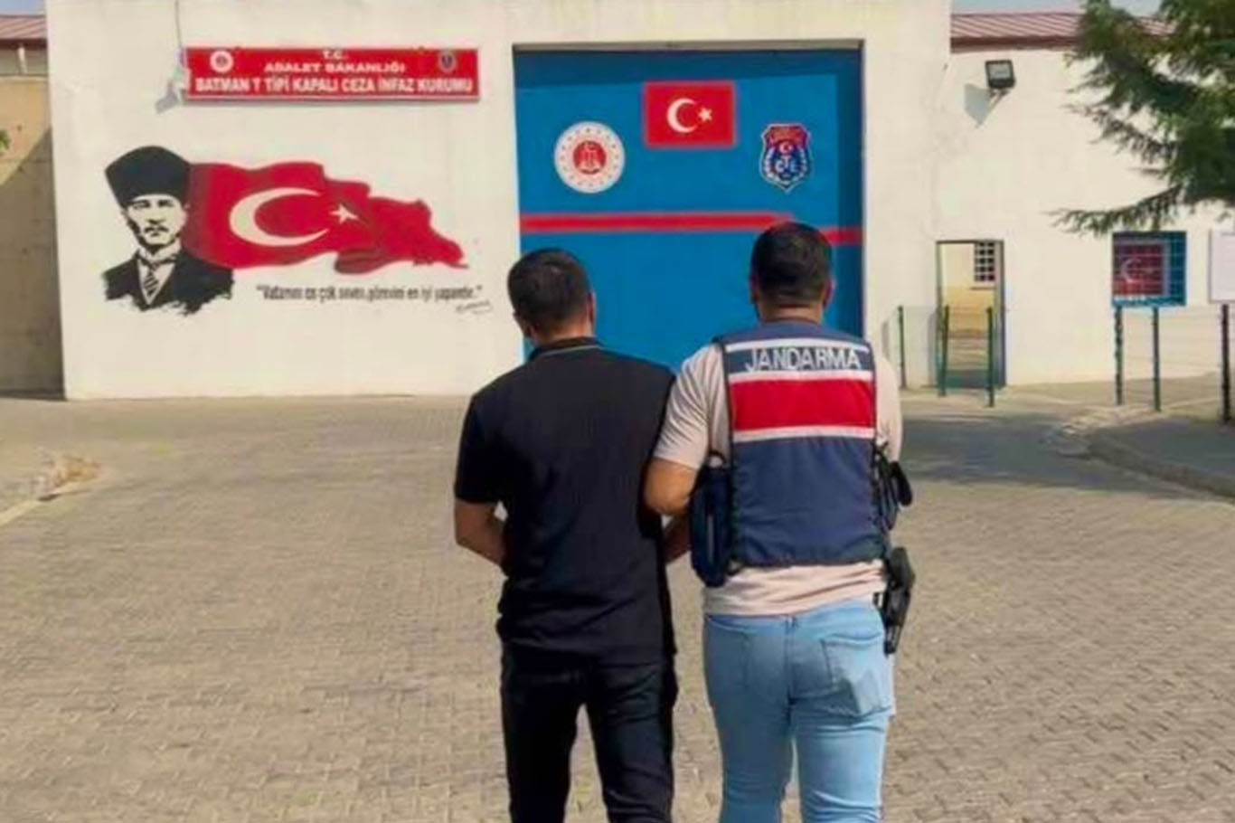 Batman'da kesinleşmiş hapis cezası bulunan 65 hükümlü yakalandı