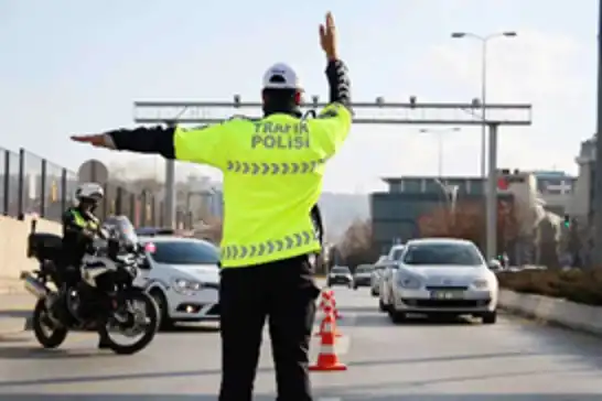 İstanbul'da bazı yollar trafiğe kapatılacak
