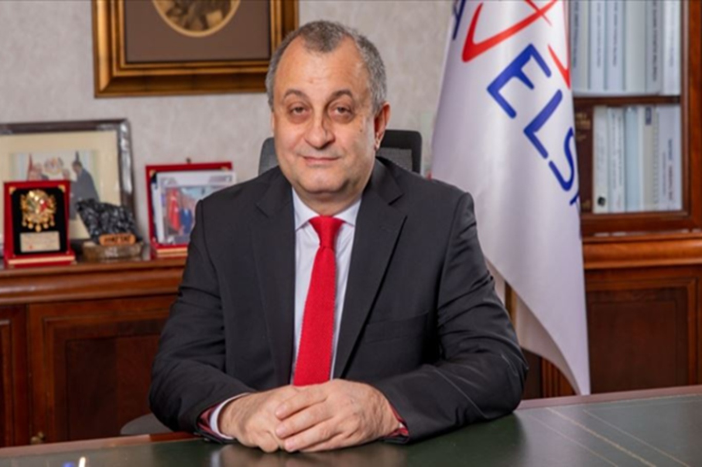 Ahmet Hamdi Atalay Ulaştırma ve Altyapı Bakan Yardımcılığı görevine getirildi.