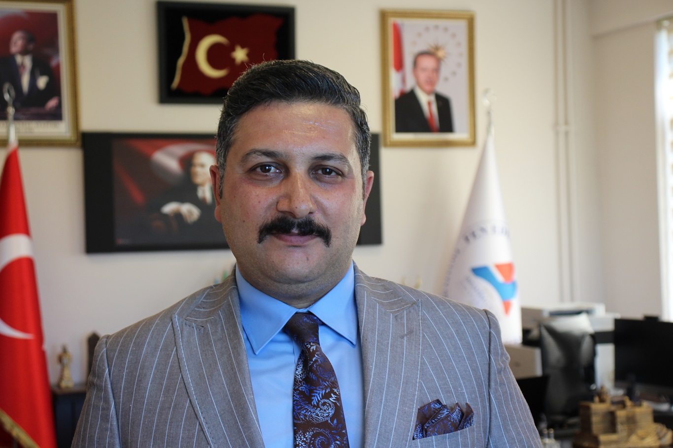 Ağrı İbrahim Çeçen Fakültesi Fen Edebiyat Fakültesi Dekanı Prof. Dr. Alperen Kayserili