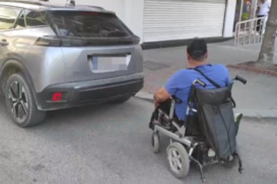 Batman'da engelli rampalarını kapatan parklar tepki çekiyor