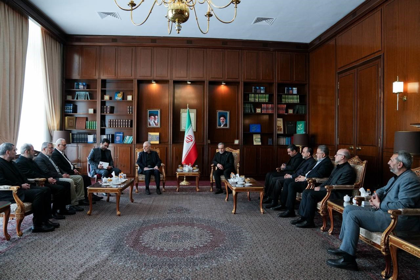 Hamas, Hezbollah delegations meet Iranian FM in Tehran during funeral ceremonies for Khamenei