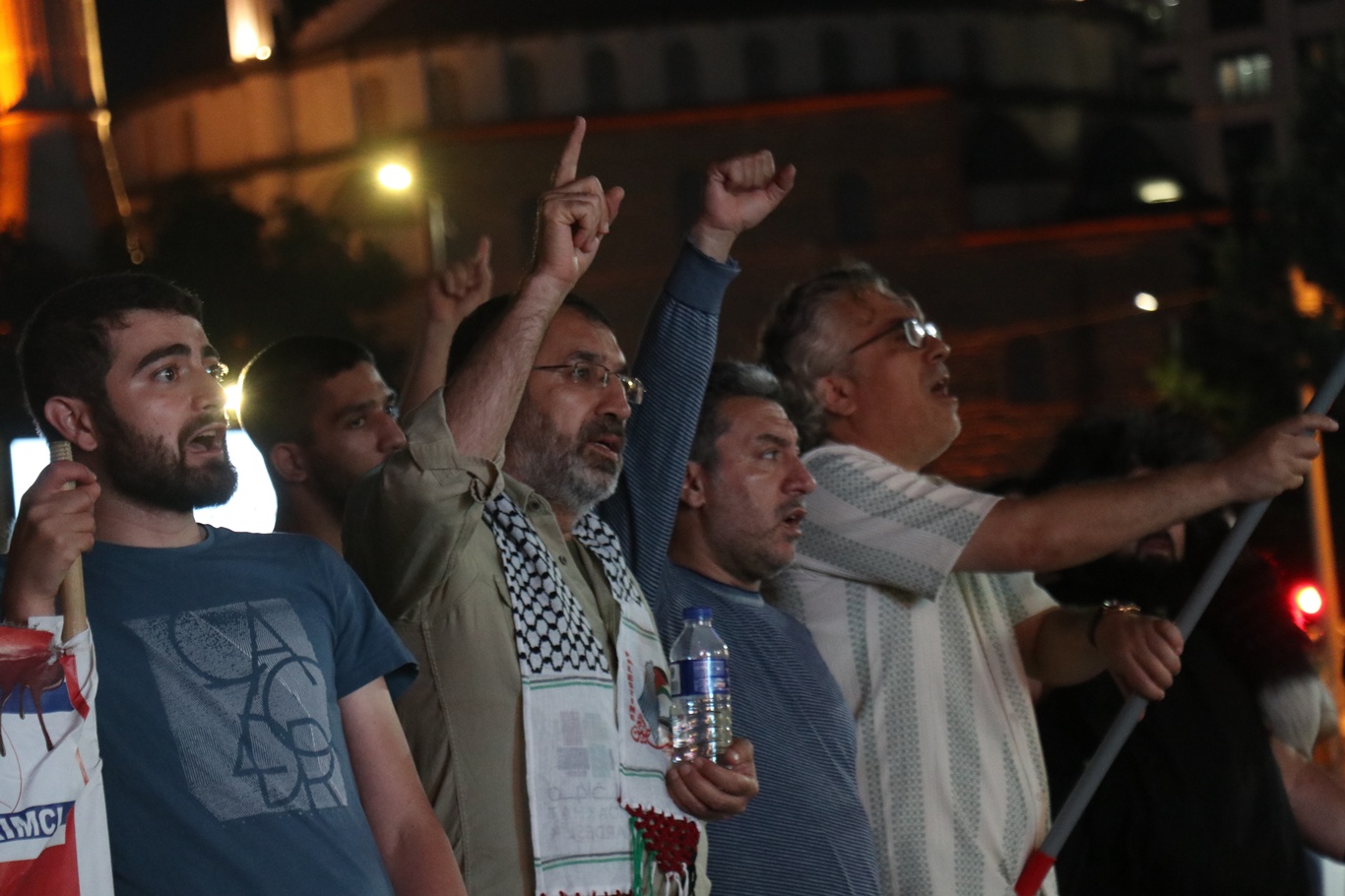 Protesters in Istanbul demand pressure on companies linked to Israeli occupation