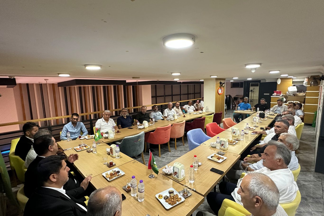 HÜDA PAR Milletvekili Ramanlı, Antalya'da STK Temsilcileriyle buluştu