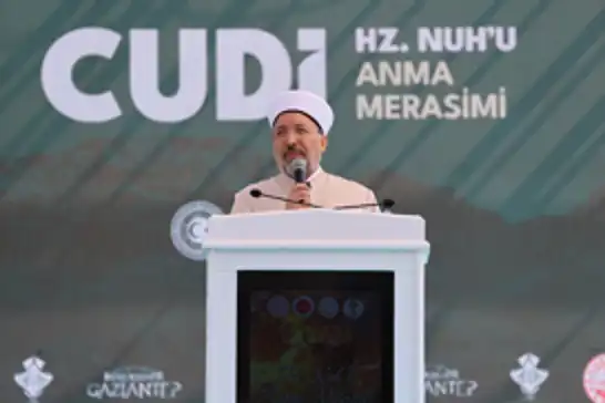Arpaguş: İnsanlığın kurtuluşu, peygamberlerin yolunu ve rehberliğini benimsemekten geçmektedir