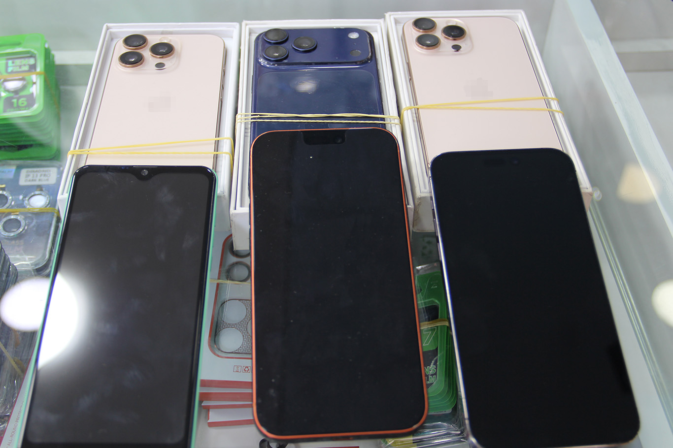Telefoncu esnafı taksit düzenlemesi ve komisyon indirimi istiyor