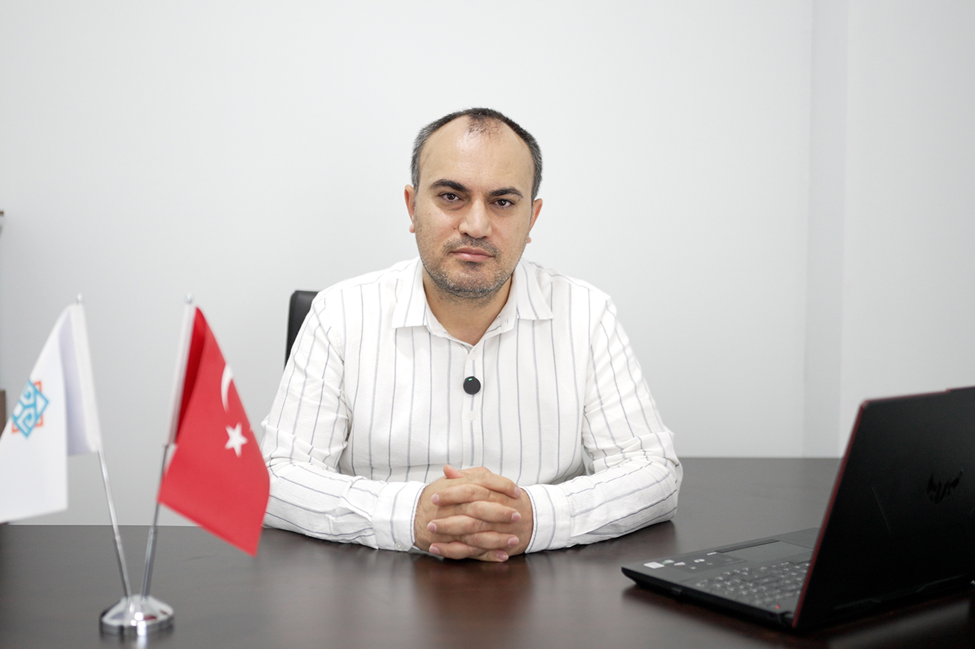 Doç. Dr. Abdülmecit Afşin