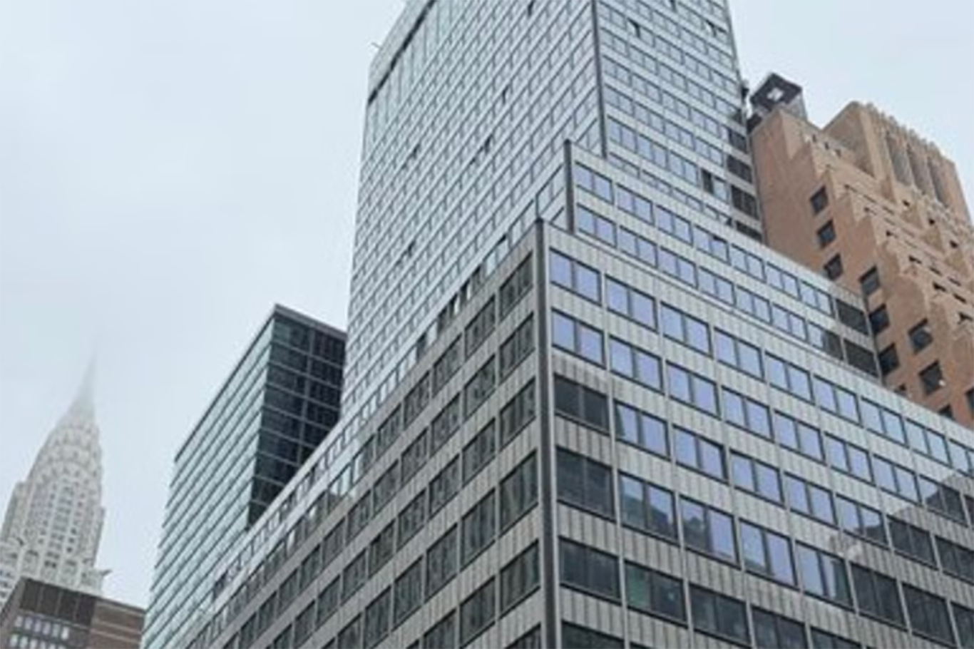 New York'ta 37 katlı bina tahliye edildi: İki taşıyıcı çelik kolon büküldü, çok sayıda çatlak oluştu