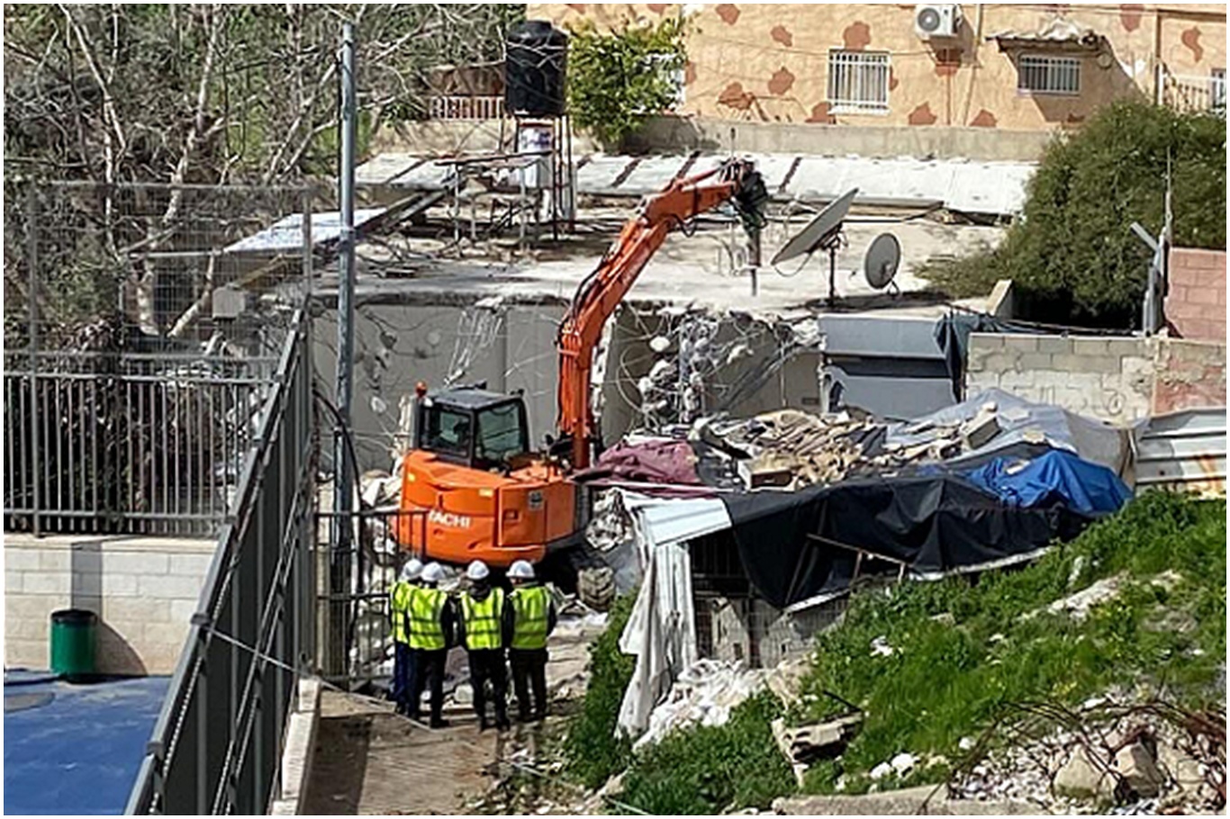 Rejîma îşxalker malên Filistîniyan xera dike