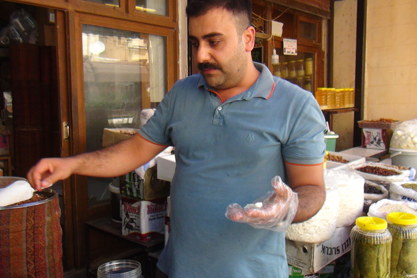 Peynirci Çelik: Doğru salamura edilen peynir bir yıl tazeliğini korur