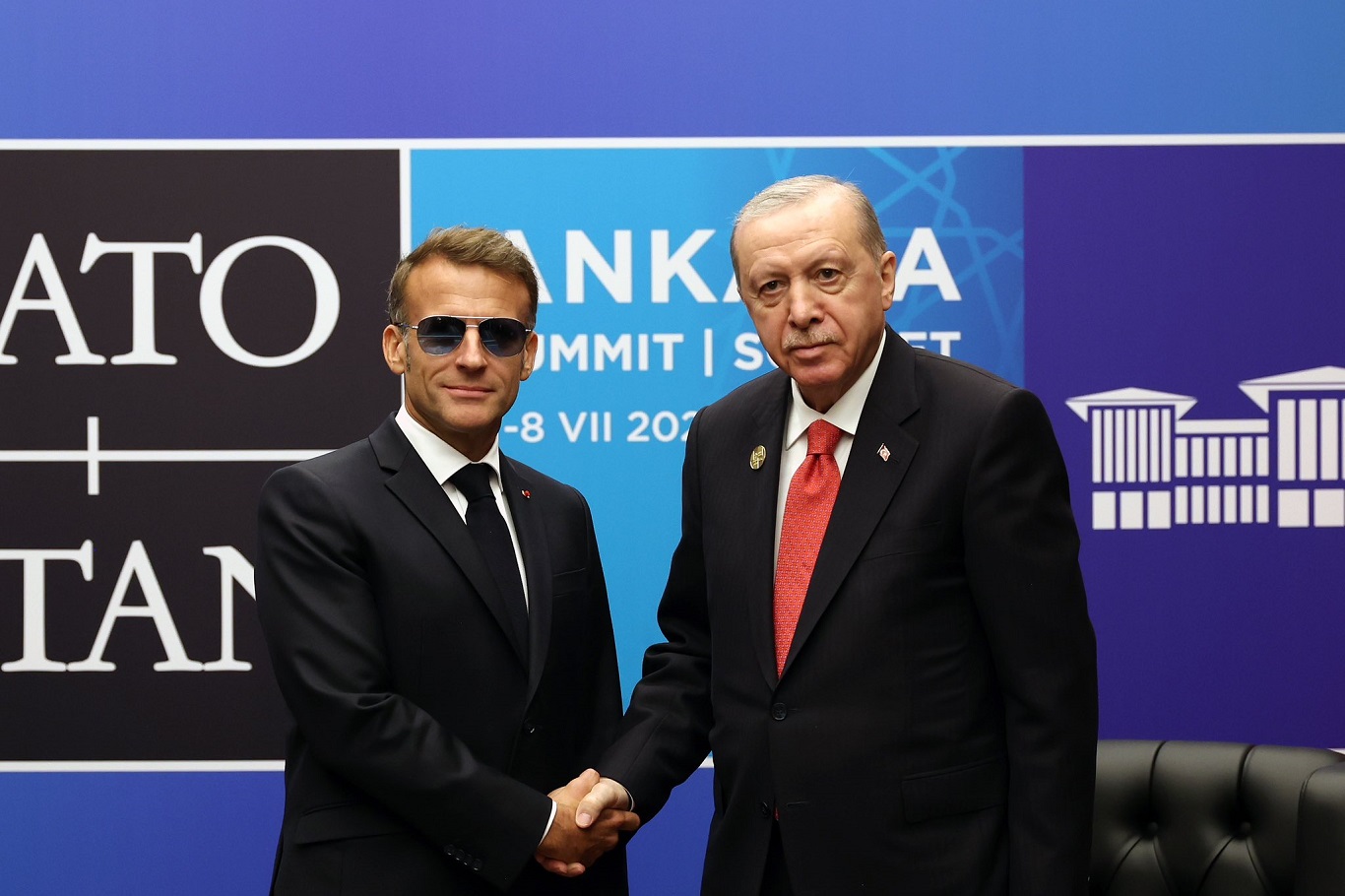 Cumhurbaşkanı Erdoğan, Macron ile bir araya geldi