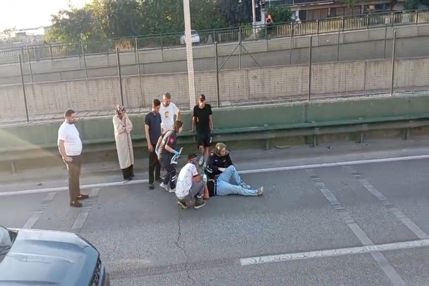 Bursa'da taksi ile motosiklet çarpıştı: Bir yaralı