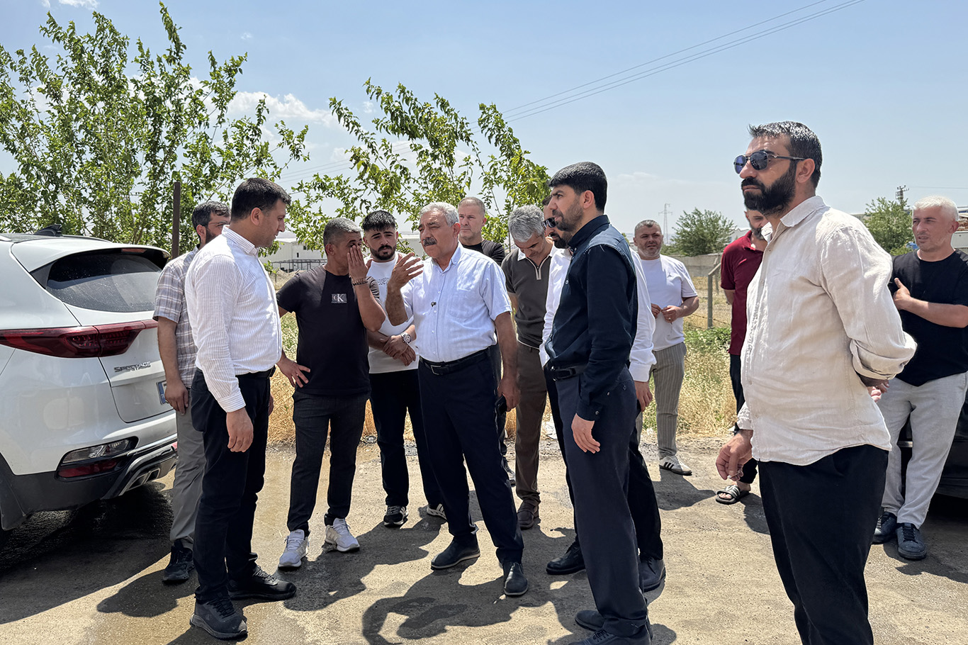 HÜDA PAR Batman İl Başkanı Şahin: Esnaf bu zararla baş başa bırakılmamalı