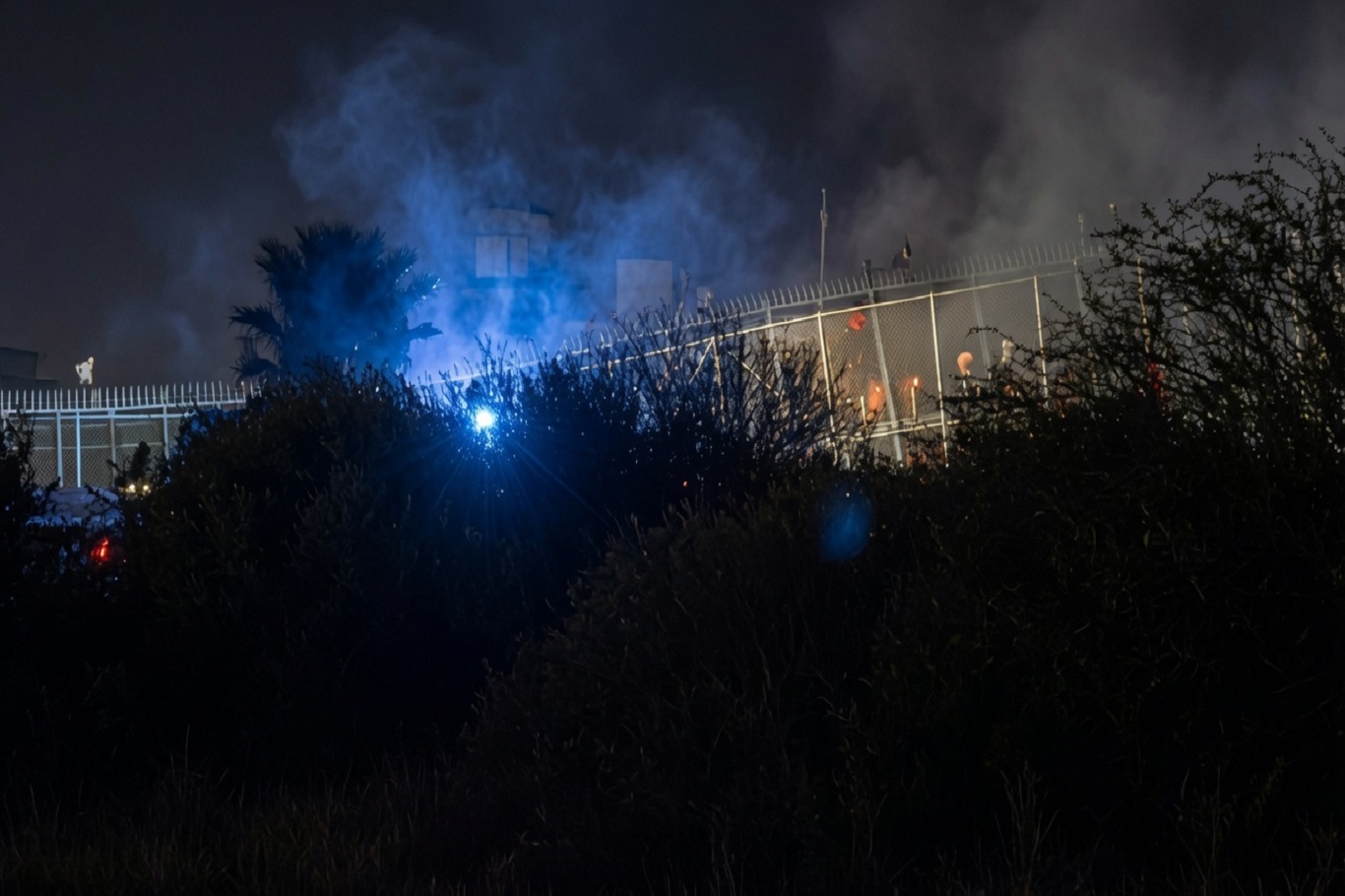 İspanya, Ceuta sınırına yüzer bariyer kurdu