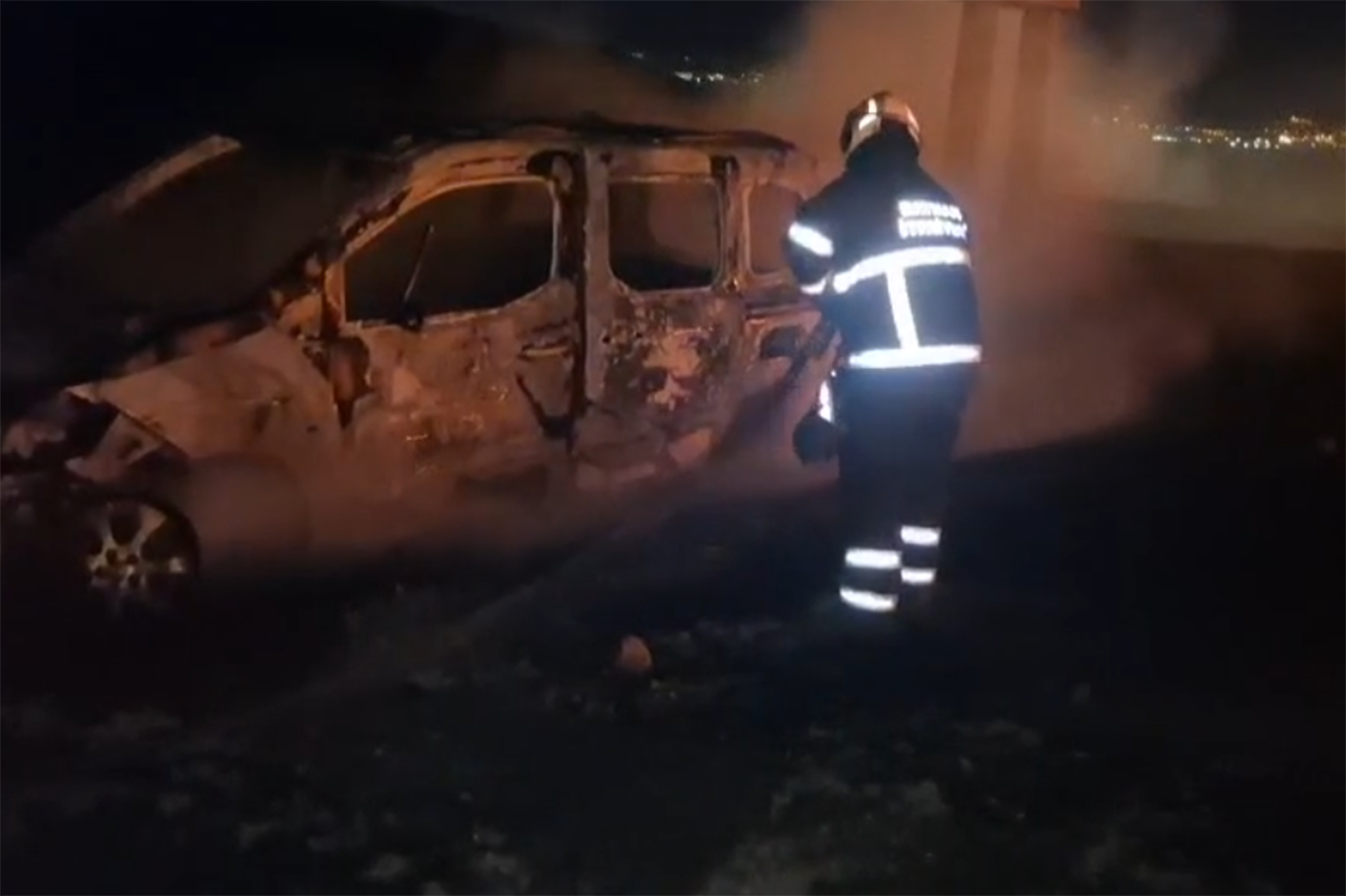 Batman'da yangın paniği: Onlarca dönüm arazi küle döndü