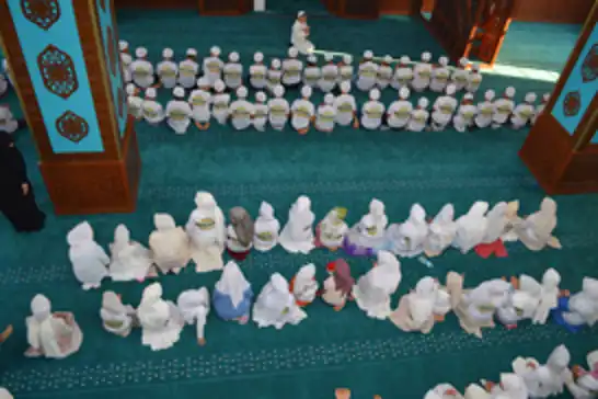 Şanlıurfa'da çocuklar "Hayat Namazla Güzeldir" etkinliğinde buluştu