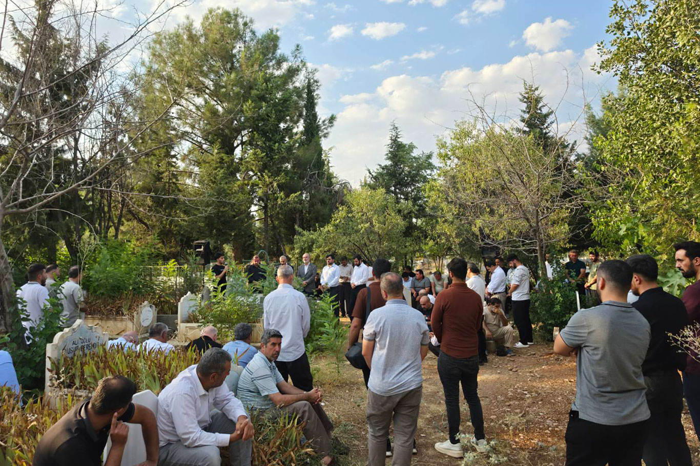 Merhum Mehmet Yavuz, vefatının 7. yılında kabri başında dualarla yad edildi