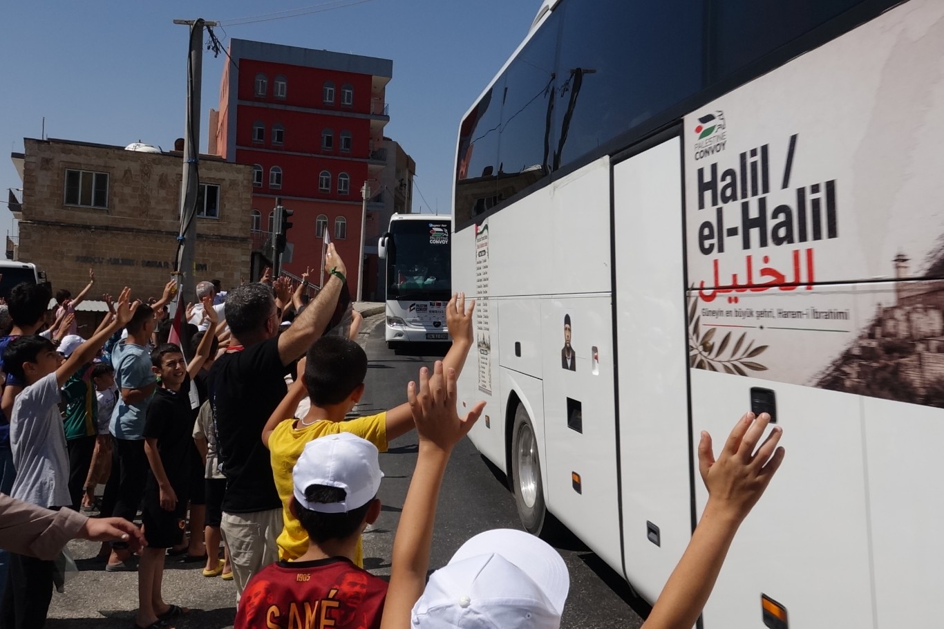 Filistin Konvoyu Habur Sınır Kapısın’a doğru yola çıktı 