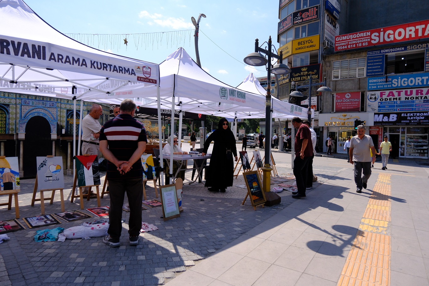 Van’da “Gazze Resim Sergisi” açıldı