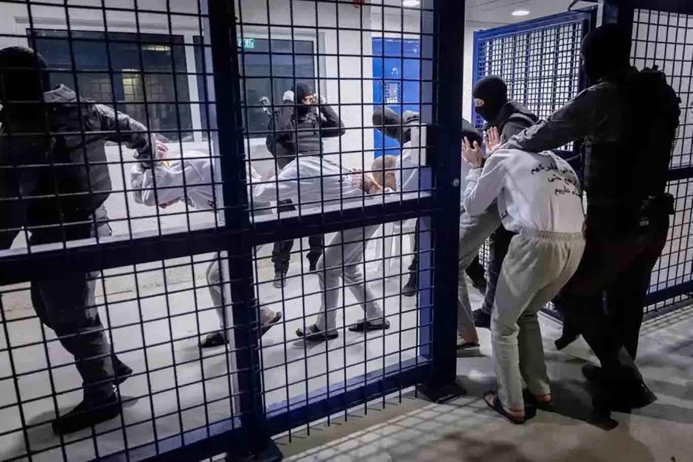 دیلە فەلەستینییەکان لە زیندانەکانی رژێمی سەهیۆنیدا ڕووبەڕووی برسیەتی و سەرکوتی توند دەبنەوە