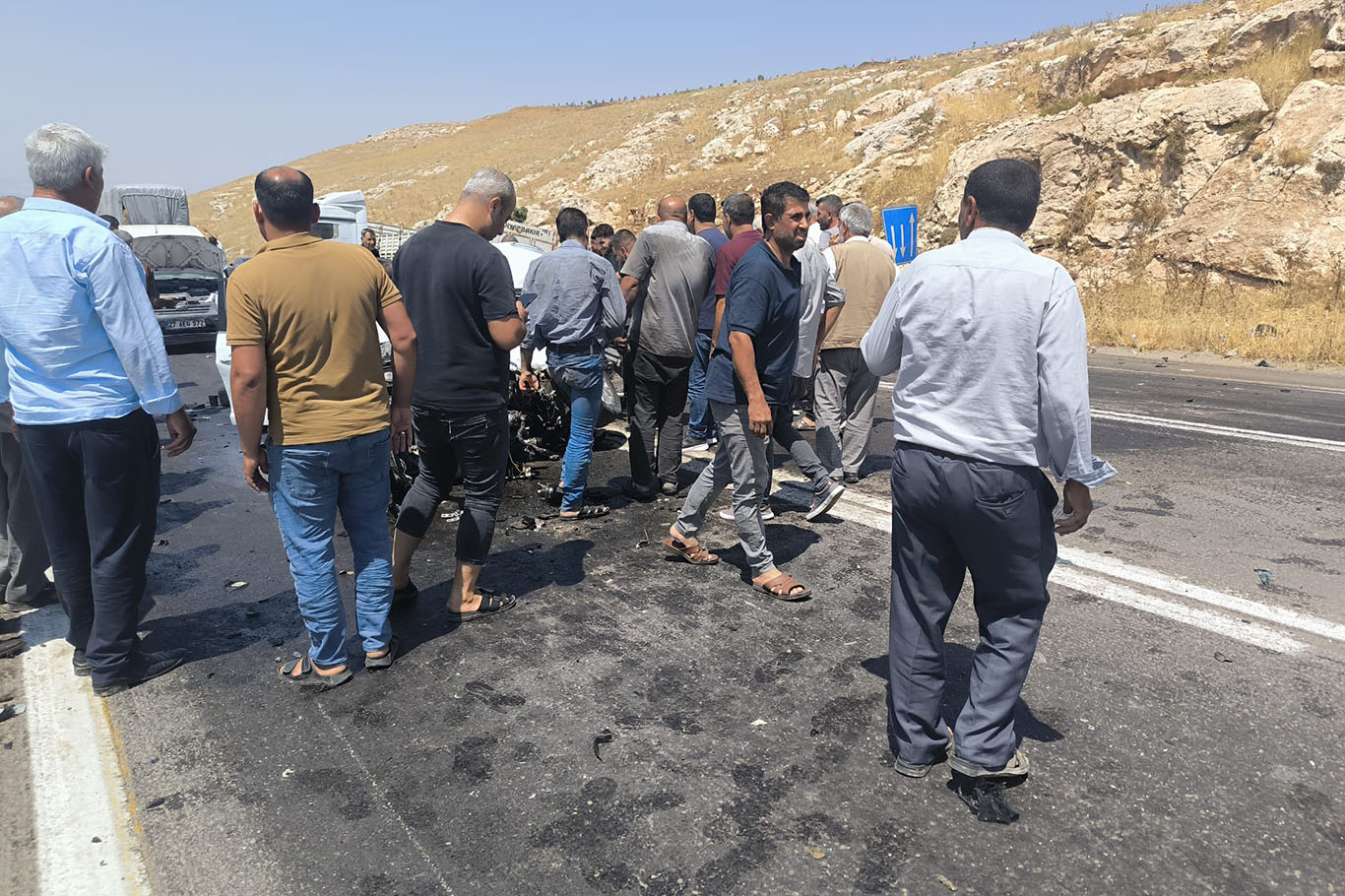 Gaziantep'te seyir halindeki tır ile otomobil çarpıştı: 1 ağır yaralı