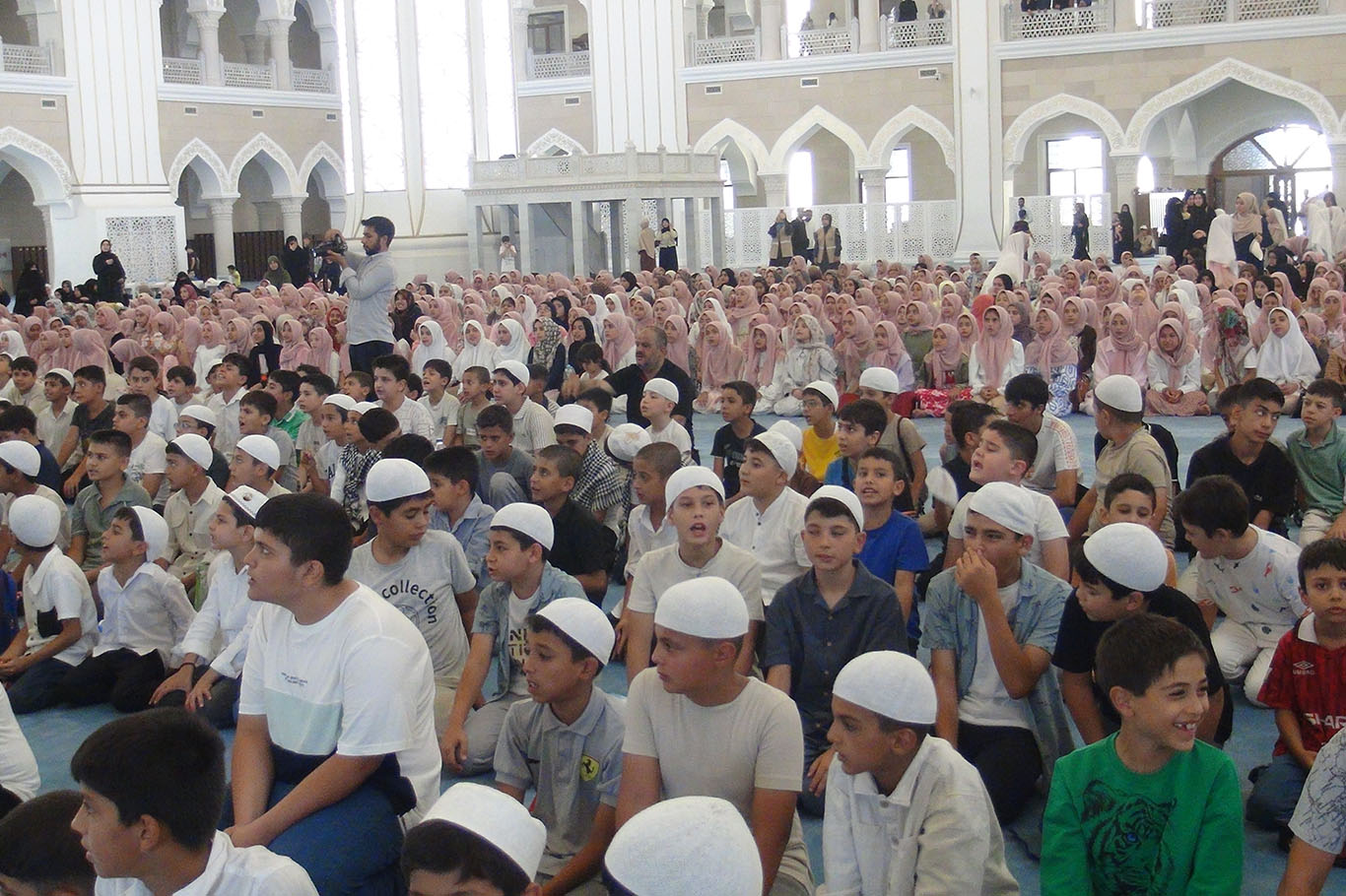Gaziantep'te "Hayat Namazla Güzeldir" etkinliği: Yüzlerce çocuk Millet Camii'nde buluştu