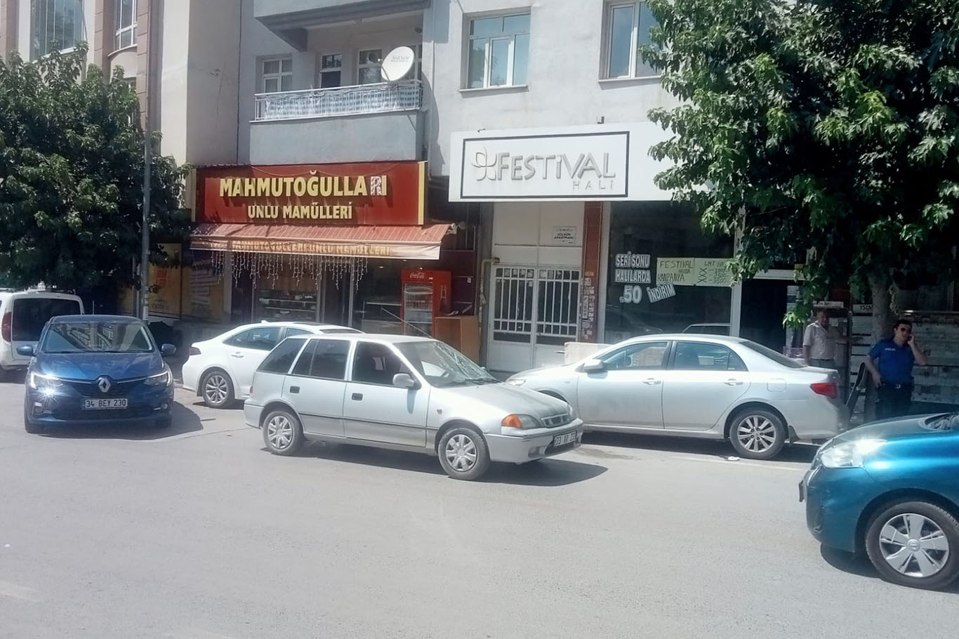 Malatya'da otomobil yayaya çarptı: 2 yaralı