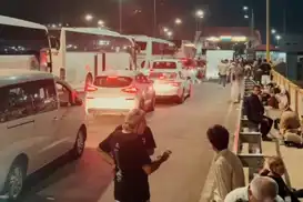 کاروان فلسطین در گذرگاه مرزی ابراهیم خلیل متوقف شده است