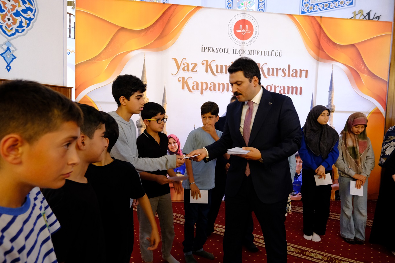 İpekyolu’nda  11 bin 550 öğrenci Kur’an-ı Kerim dersi aldı
