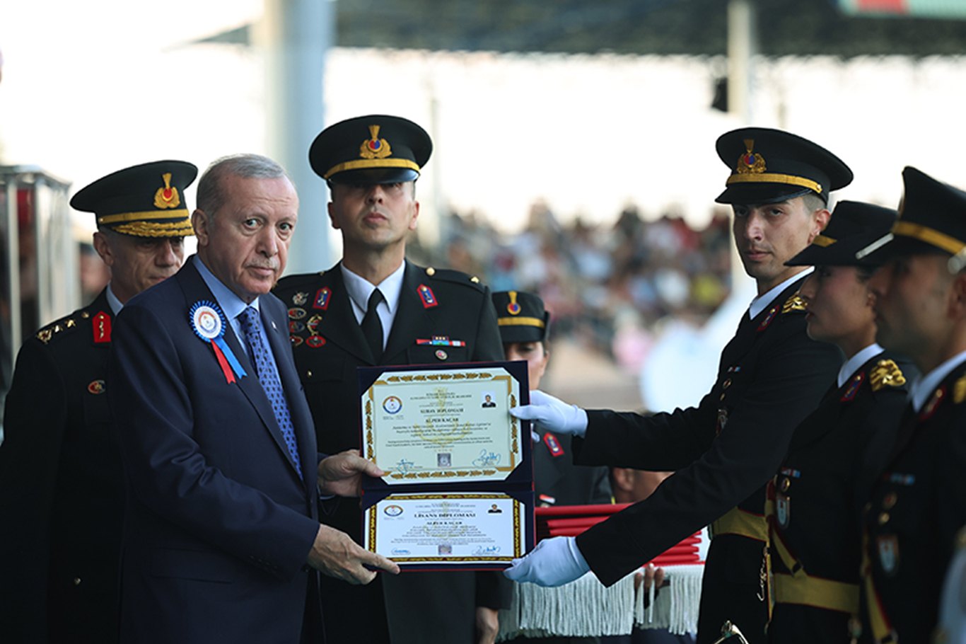 Cumhurbaşkanı Erdoğan, Jandarma ve Sahil Güvenlik Akademisi Mezuniyet Töreni’ne katıldı.