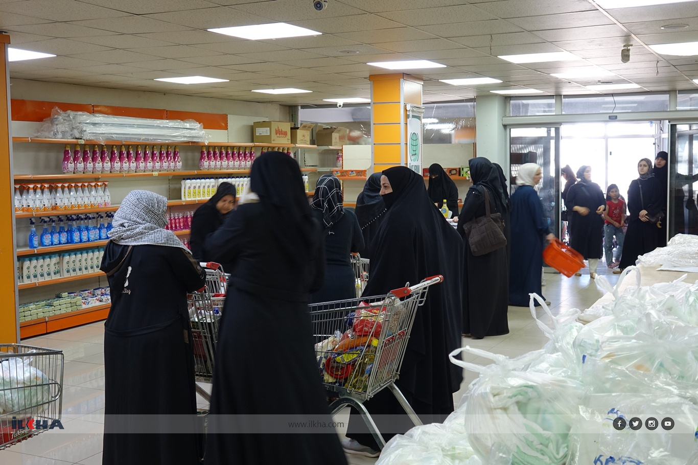 قافلة الأمل