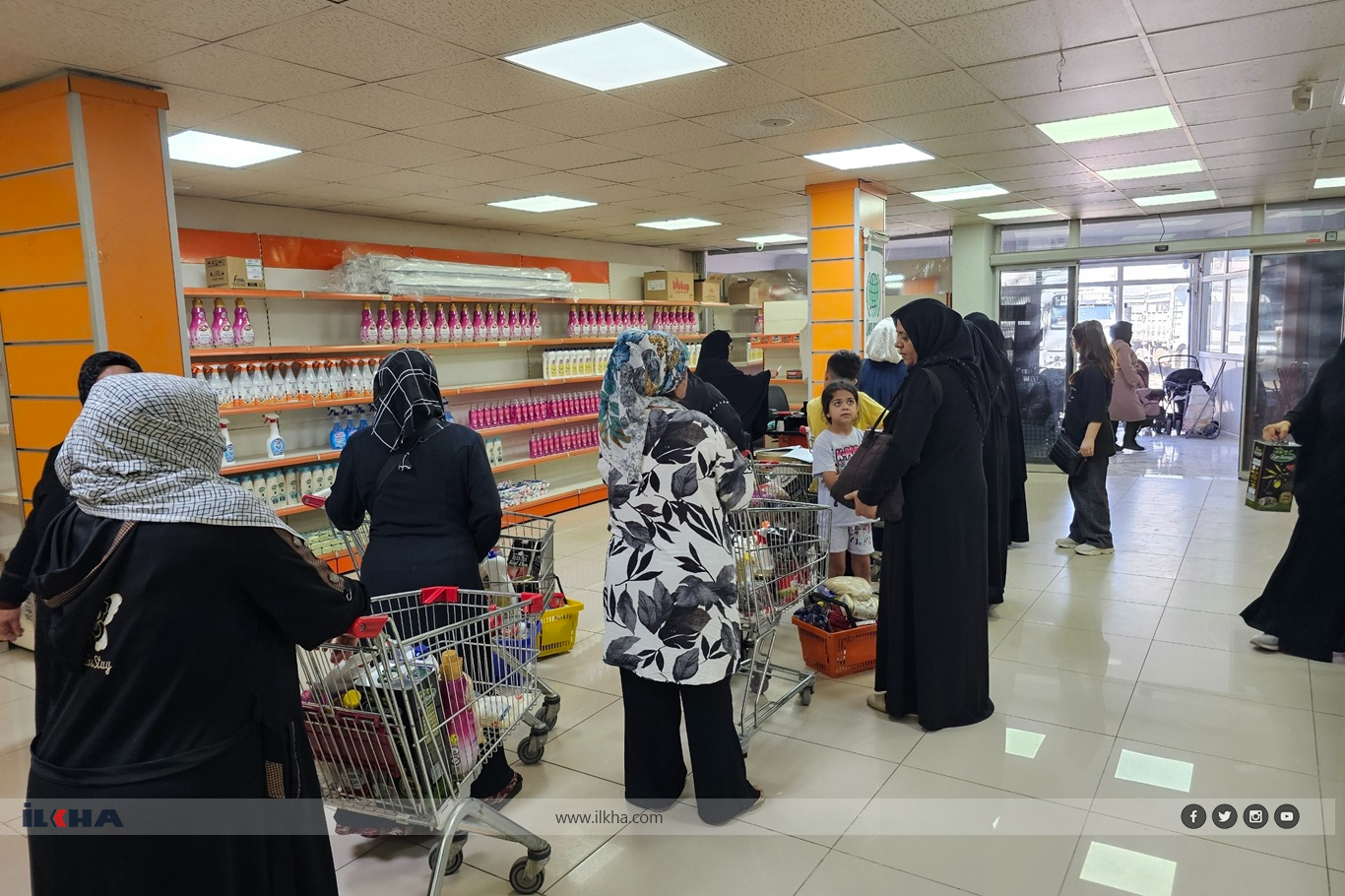 قافلة الأمل