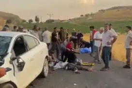 Mardin’de otomobil ile  motosiklet kafa kafaya çarpıştı: 2 ölü