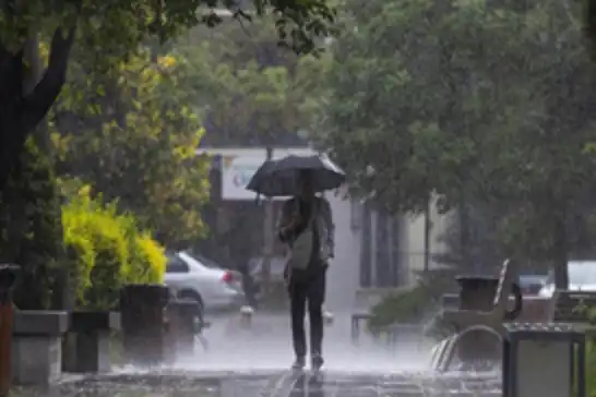 Meteorolojî ji 11 bajaran hişyarîya baranê zêde da