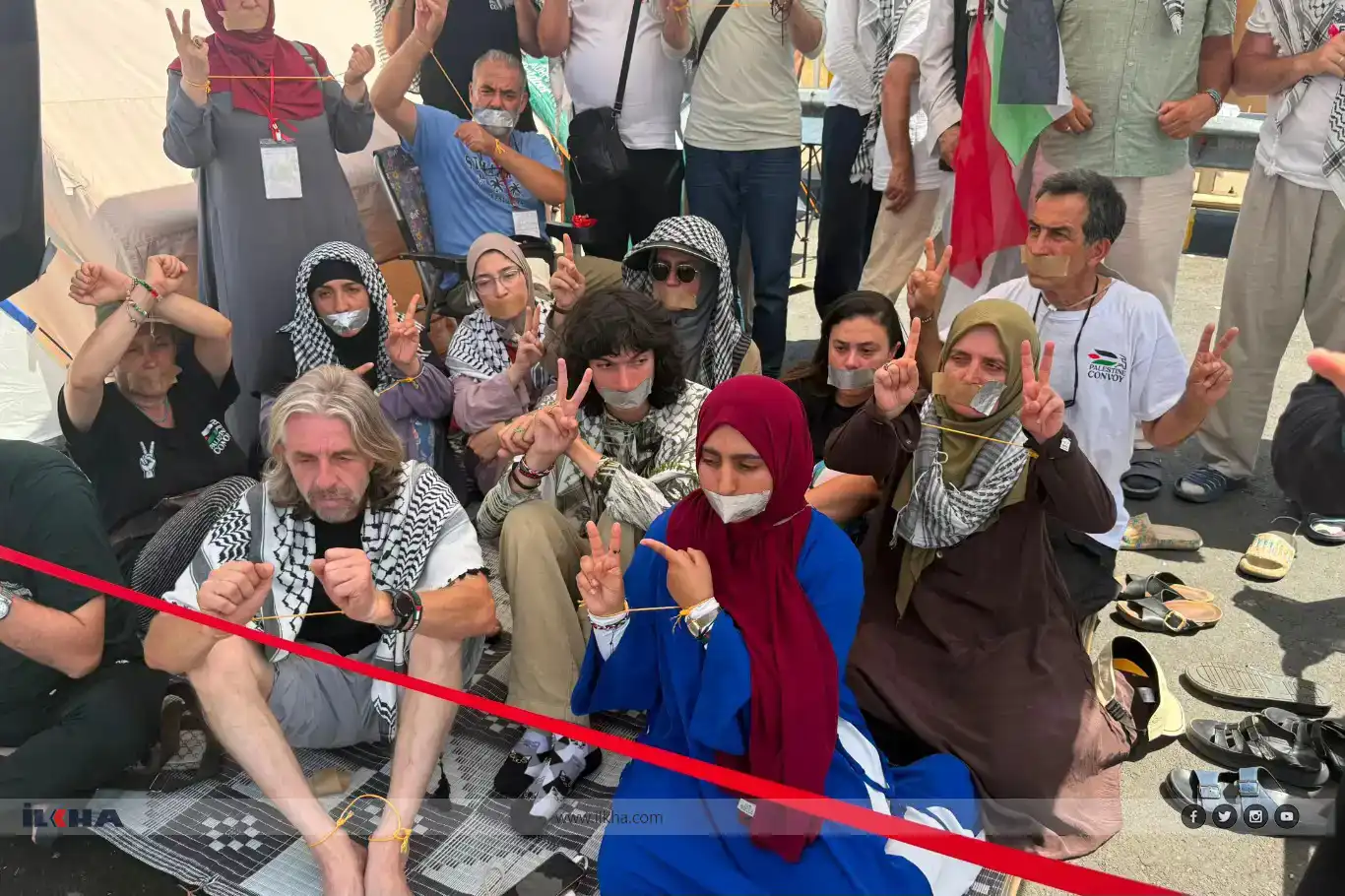 فعالان کاروان فلسطین اعتصاب غذا را آغاز کردند