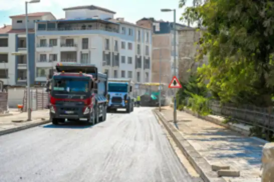 Malatya'da 95 noktada yol çalışması sürüyor