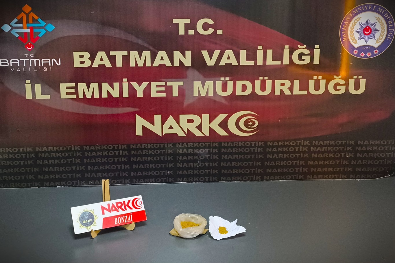 Batman'da uyuşturucu operasyonlarında 5 şüpheli tutuklandı