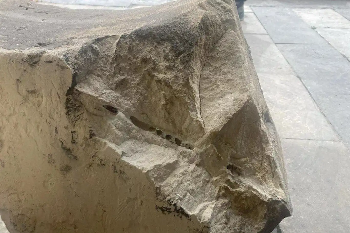 Gaziantep'in tarihi camii minarelerinden 17 mermi çıktı