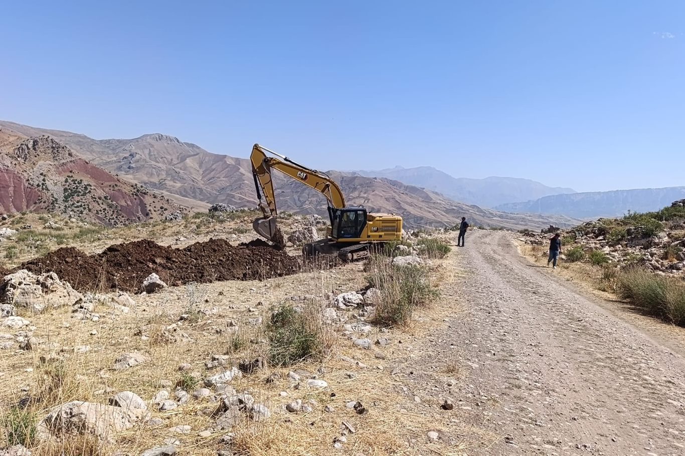 Pervari Doğan köyüne 18 kilometrelik içme suyu hattı yapılıyor