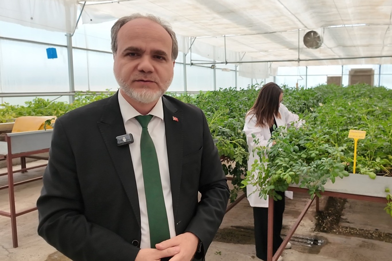 NÖHÜ Rektörü Prof. Dr. Hasan Uslu
