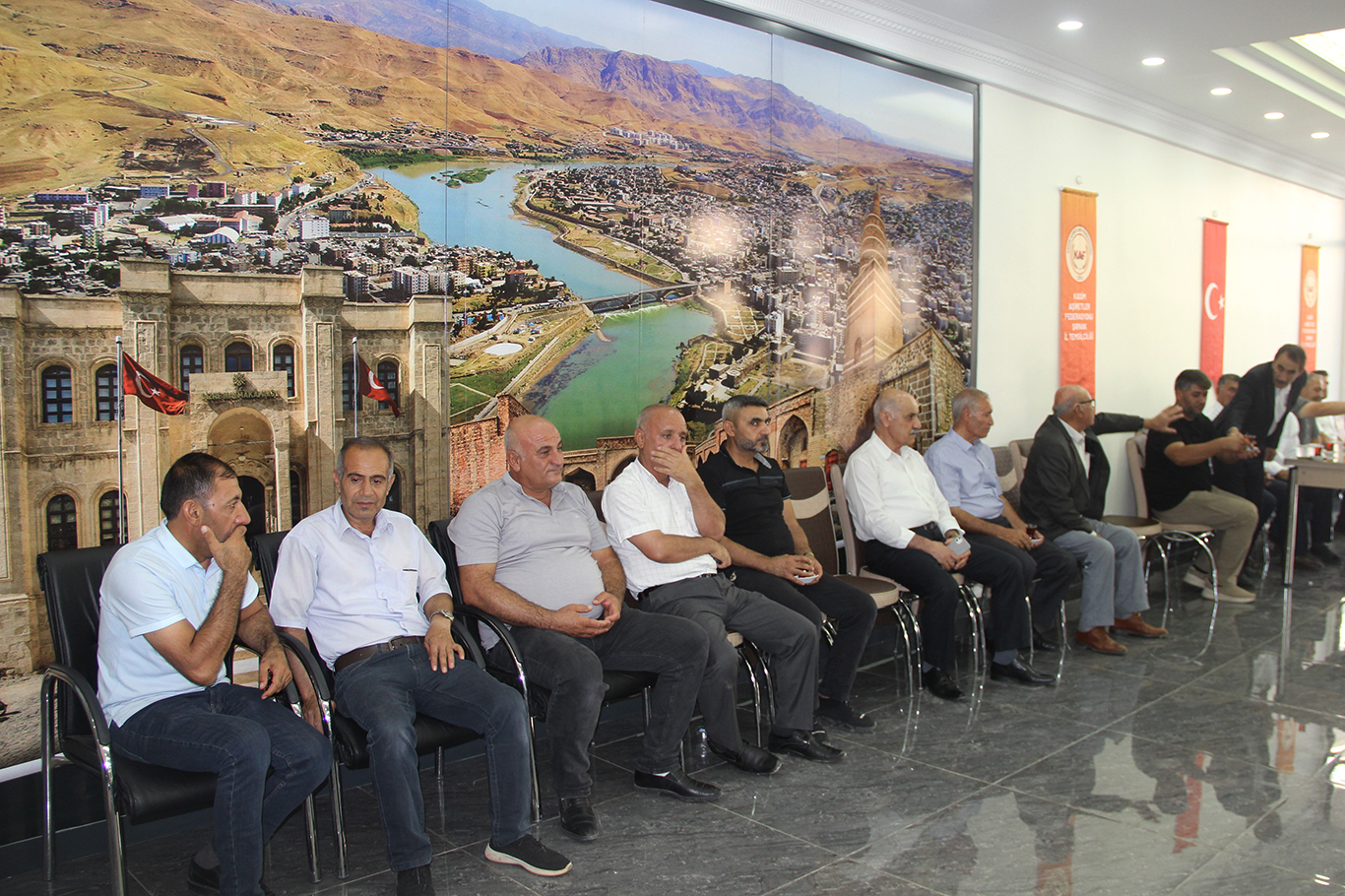 Şırnak’ta aşiret liderleri ve kanaat önderlerinden "Çerçeve Yasaya" destek